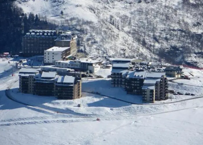 Moderne Situe Au Pied Des Pistes *